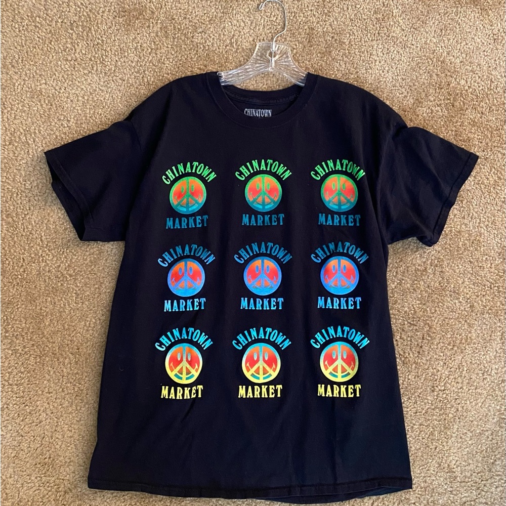 chinatown market graphic Tshirt Size Large